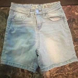 Girls light wash shorts-10